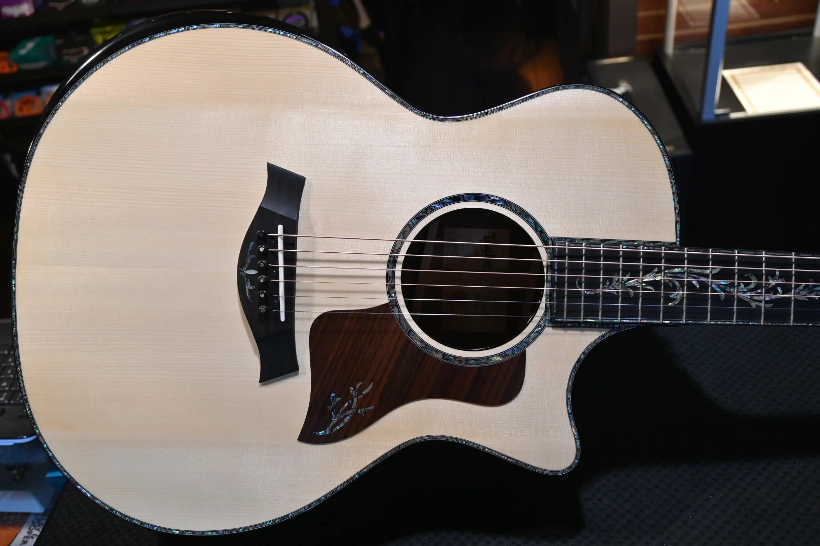 Best Place To Buy Taylor Guitars