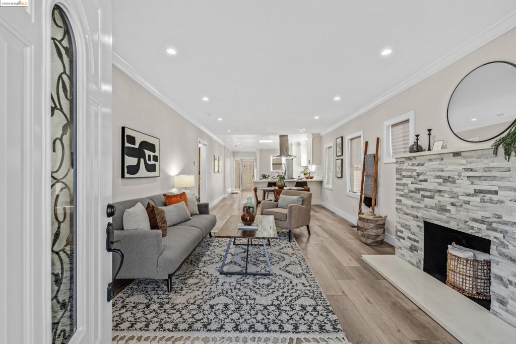 Real Estate Agency